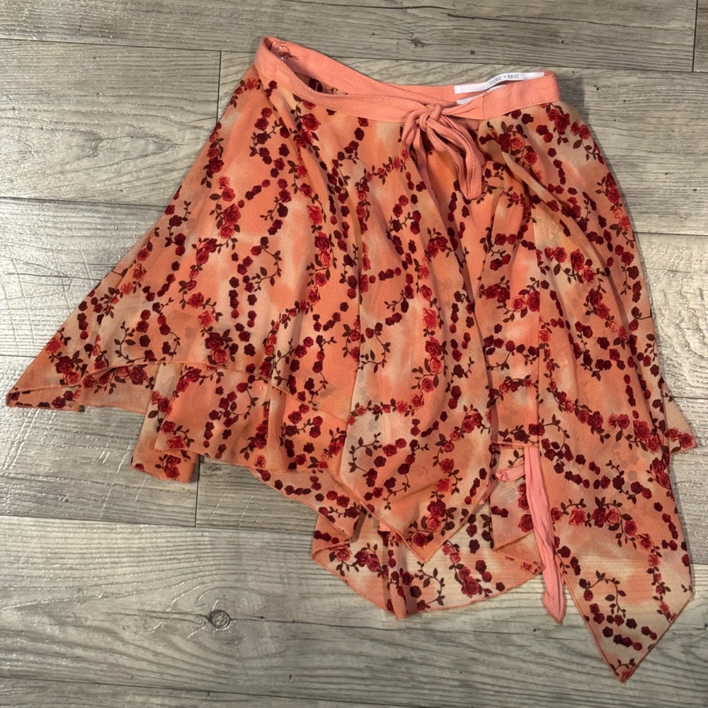 silence + noise Peach Floral Tie-Front Camisole